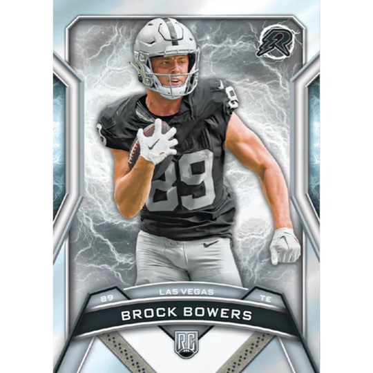 Topps 2024 Resurgence Football - Hobby Box